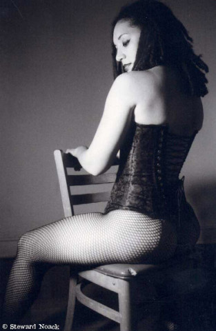 30.corset.bw
