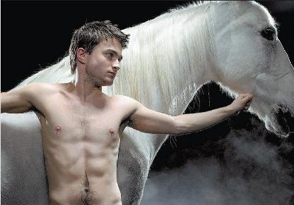 daniel-ratcliff-naked-horse-play-1-30-07.jpg