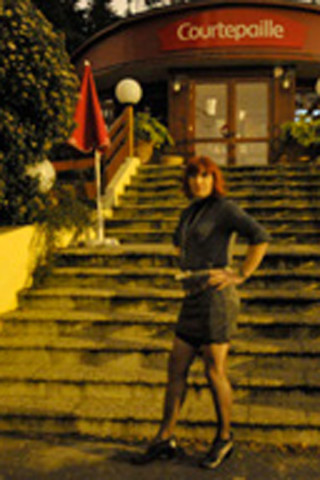 Julie_exhib-011.jpg