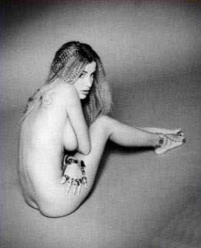 ophelie_winter_nue_18.jpg