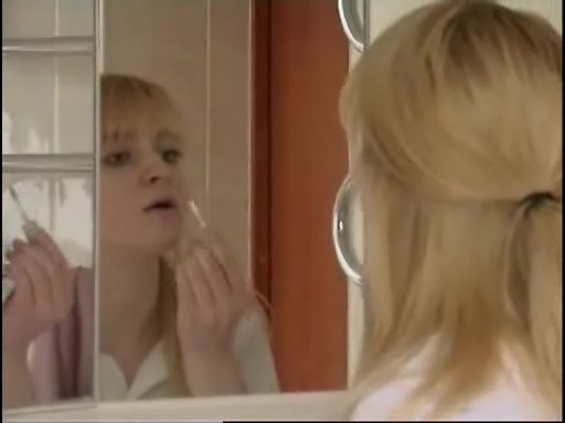 chica rusa forzada en el baño 9