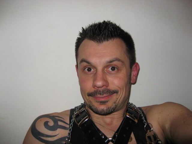 0xtremboy2009-013.jpg