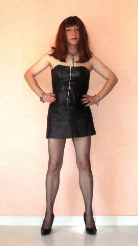 salope en cuir 59.jpg