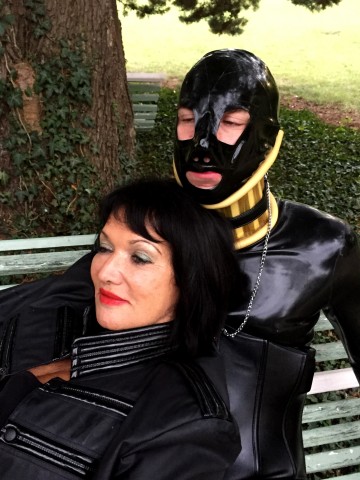 Fetish 3235