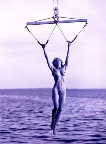 1184792874 madonna 13