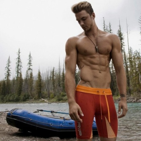 sport gay,beau gay,sportif gay,trique,triquer4 