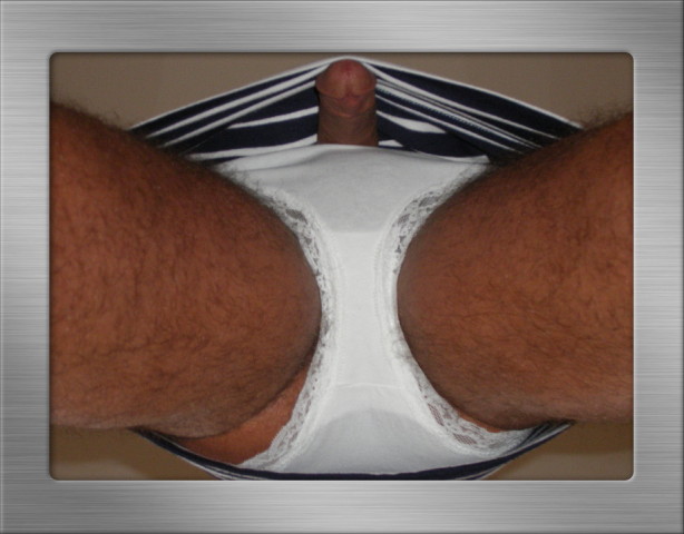 Moi en dessous feminin