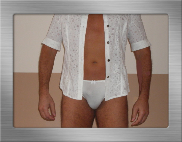 Moi en dessous feminin