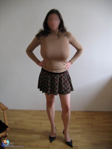 cassidy sweater01