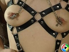Aiguilles dans les seins1 (107)