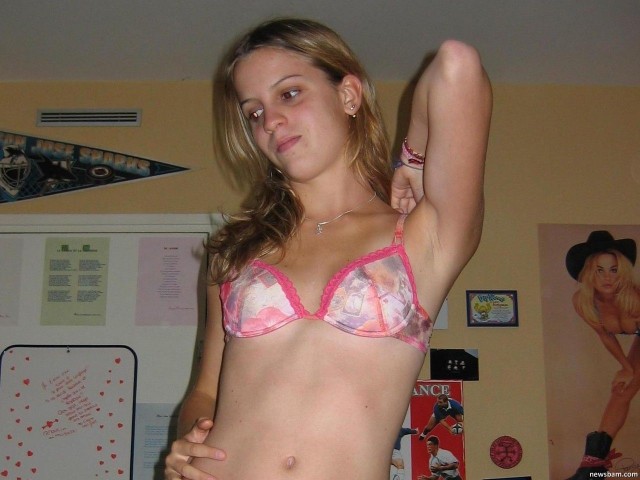 www.fille18ans.erog.fr 1090057188662