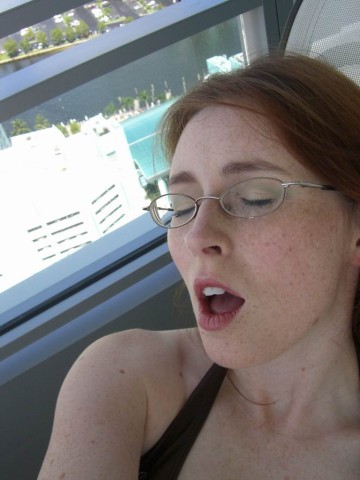 ElliNude com-BalconyFun-17