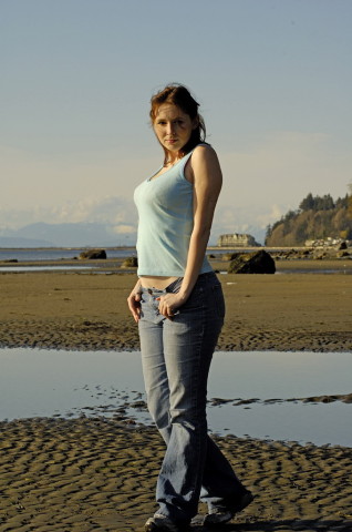 ElliNude Beach-008