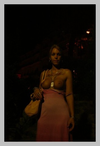 100626 exhib izumi la nuit 9 20