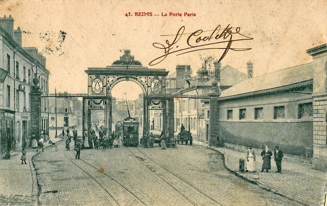 800px-INCONNU 45 - REIMS - La Porte Paris