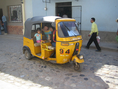 Honduras-Copan-Ruinas-Tuk-Tuk-2