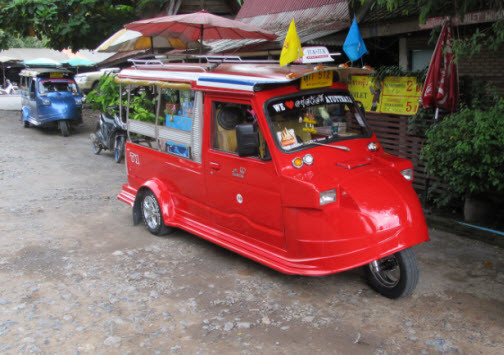 ayutthaya tuktuk