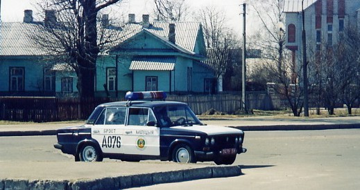 Lada2106Milicienne1