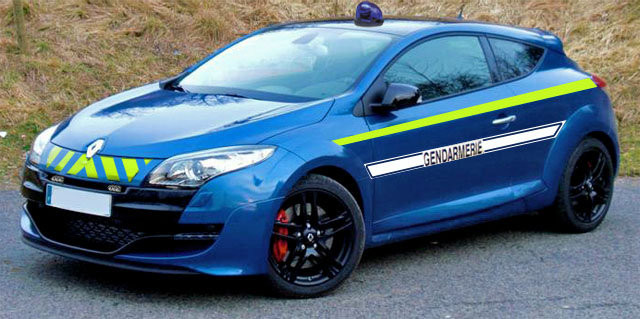 renault-megane-rs-gendarmerie-bri-o-7068