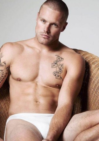 nick youngqueste