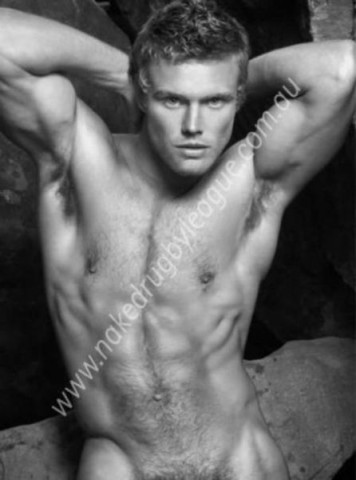nickyoungquestnude03thumb