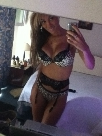 agent-provocateur 0809