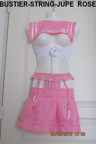 BUSTIER-STRING-JUPE ROSE