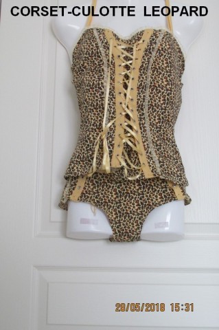 CORSET-CULOTTE LEOPARD