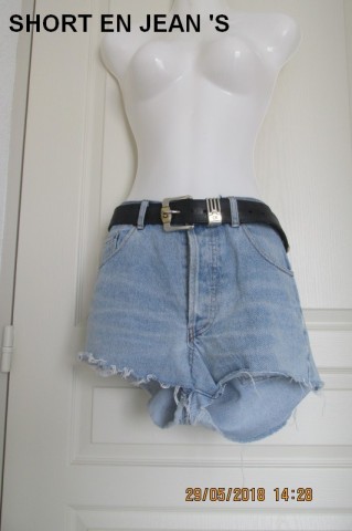 SHORT EN JEAN'S