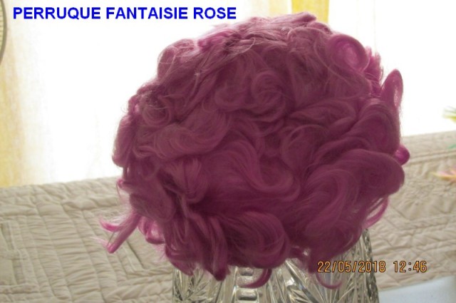 PERRUQUES ROSE