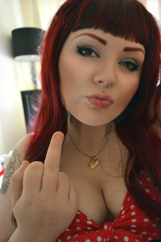 tumblr n0la5l85XI1rjp77so1 500