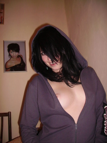 b (122)