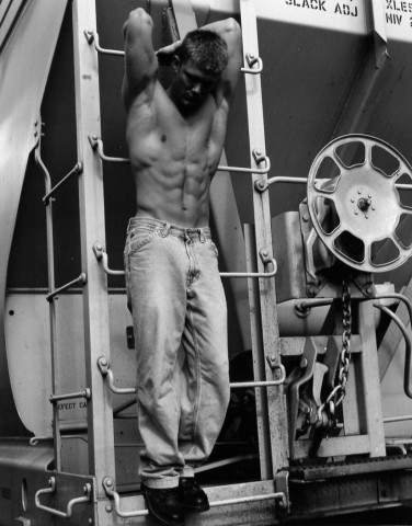 [xave's best gay pics] Shirtless boy with piercing on left 