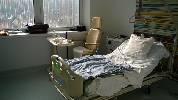 03 - Hôpital. - D  - -.-