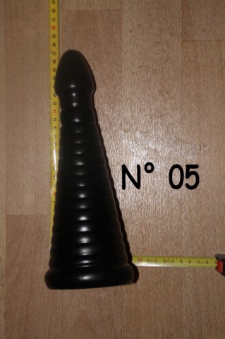 05 - God N°05  - D  - -.-