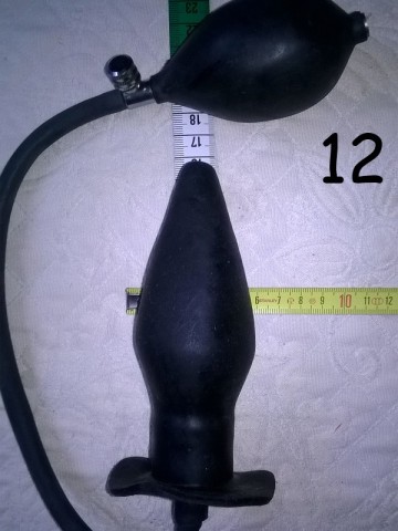 12 - Plug N° 12 - Affiché - -