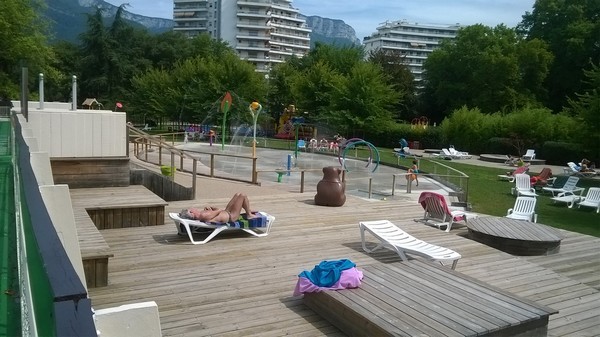 18 - Piscine - D  - -.-