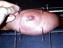 Aiguilles dans les seins1 (33)