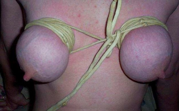 Jeu de seins3 (180)