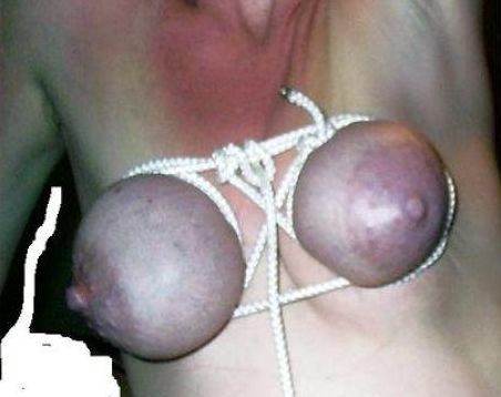 Jeu de seins4 (86)