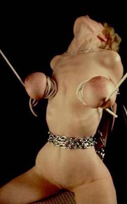 Travail des seins6 (101)
