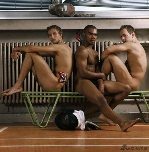 French-Fencing-Team-Get-Naked-5.jpg