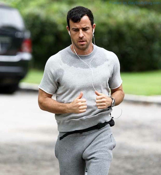 Justin-Theroux-And-His-Bulge-2.jpg