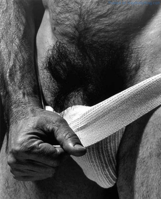 Hairy-Muscle-Man-Showing-Cock-2.jpg