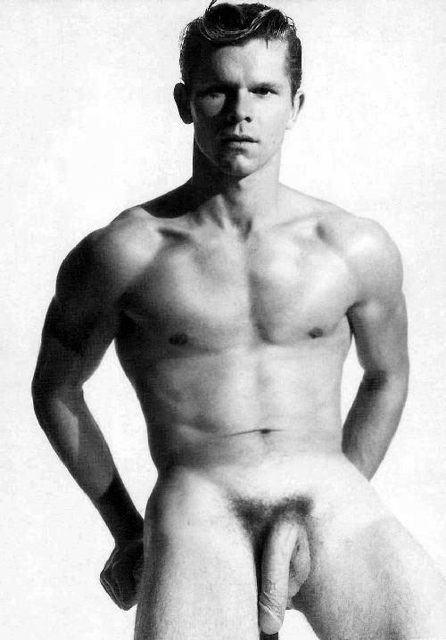 gay-vintage-hung-463.JPG