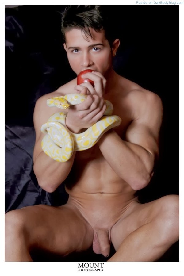 Slithering-Sexiness-With-Anthony-At-Mount-Photography-6.jpg