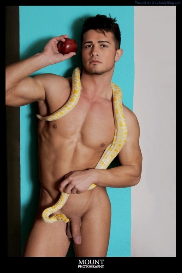 Slithering-Sexiness-With-Anthony-At-Mount-Photography-8.jpg
