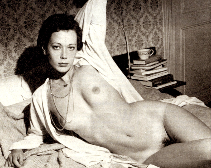 Sylvia-Kristel-nude-in-Bed.jpg