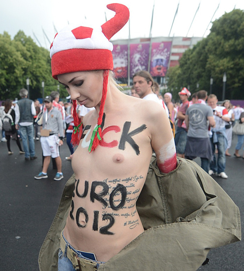 femen-euro-2012-protes-pictures-1