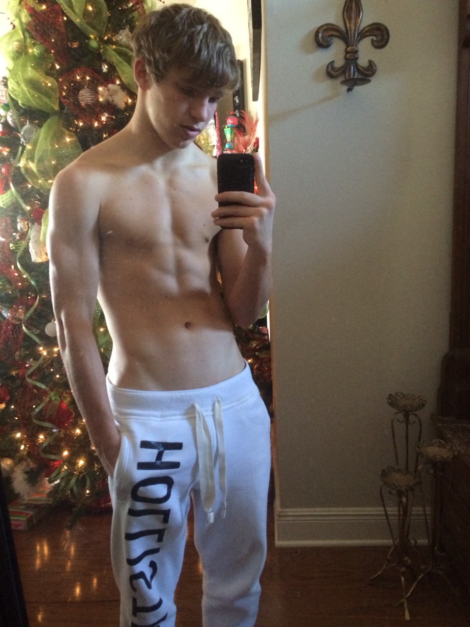 tumblr_mxv57bAmDw1rldab6o1_1280.jpg